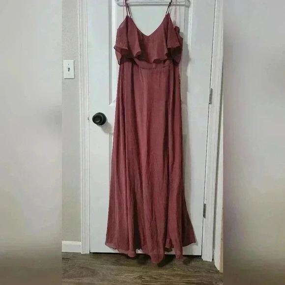 Jane Convertible Dress With Slit - Picture 2 of 9